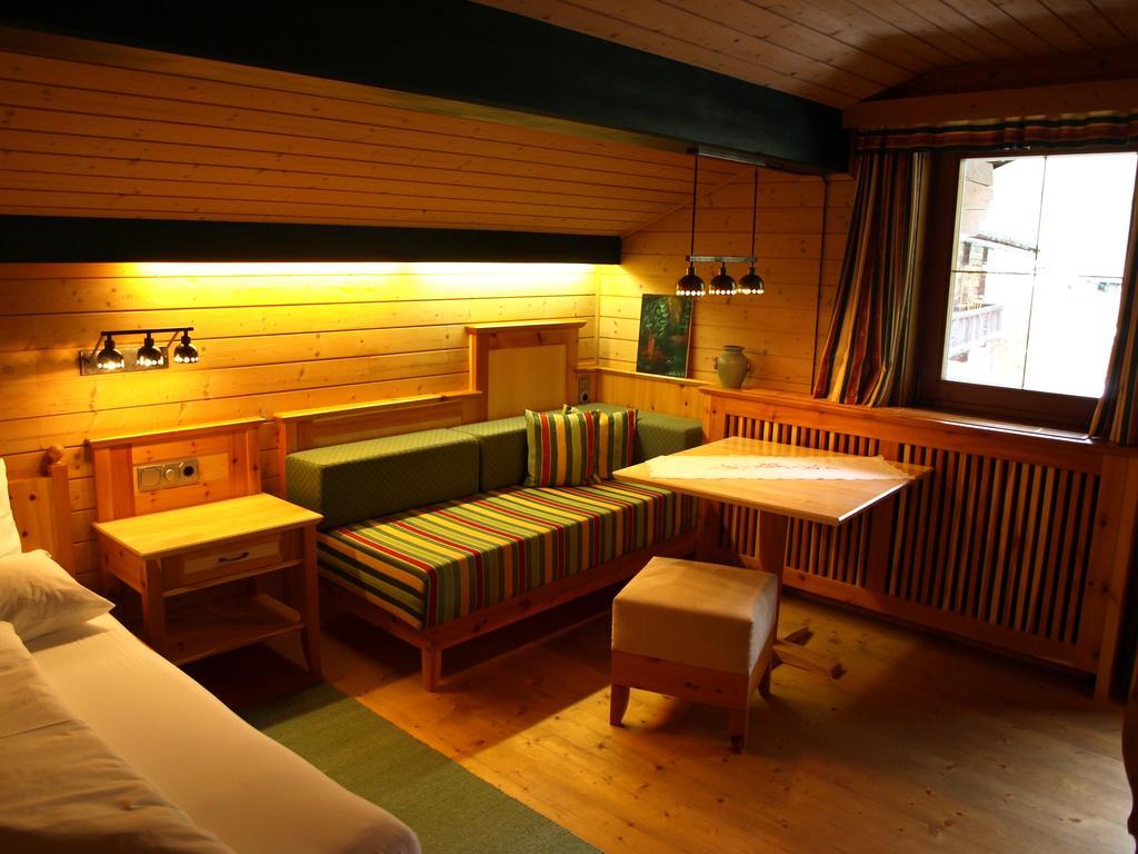 Der Gannerhof Hotel Innervillgraten الغرفة الصورة