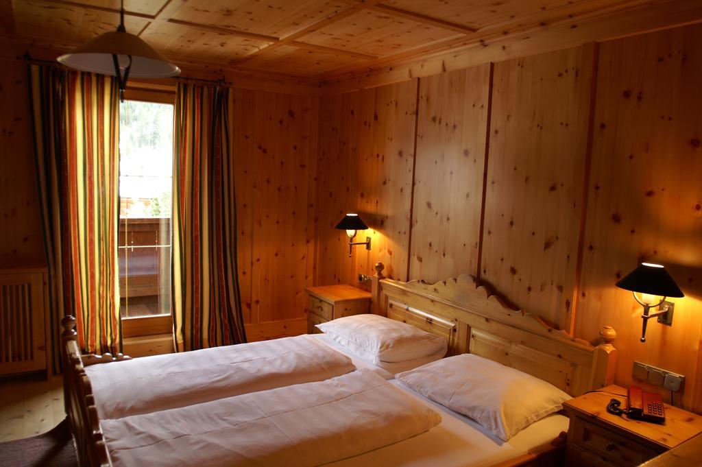 Der Gannerhof Hotel Innervillgraten الغرفة الصورة